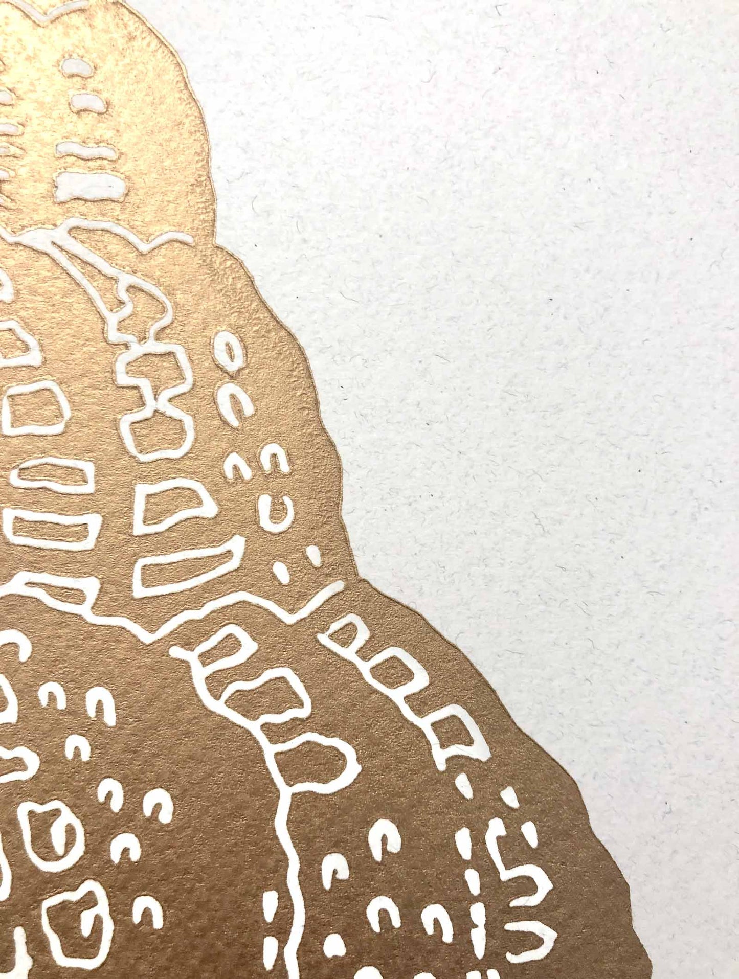Linoldruck Meeresschnecke, Monika Petersen, Gold/ Weiß 50x70